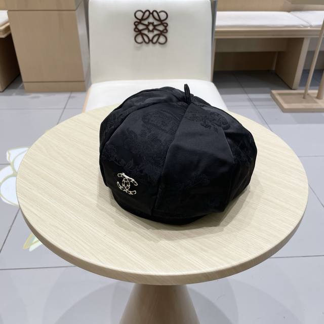 Chanel New Chinese Style Jacquard Beret - Makes Face Look Smaller and Elegant Sp Chanel New Chinese Style Jacquard Beret - Makes Face Look Smaller and Elegant Sp