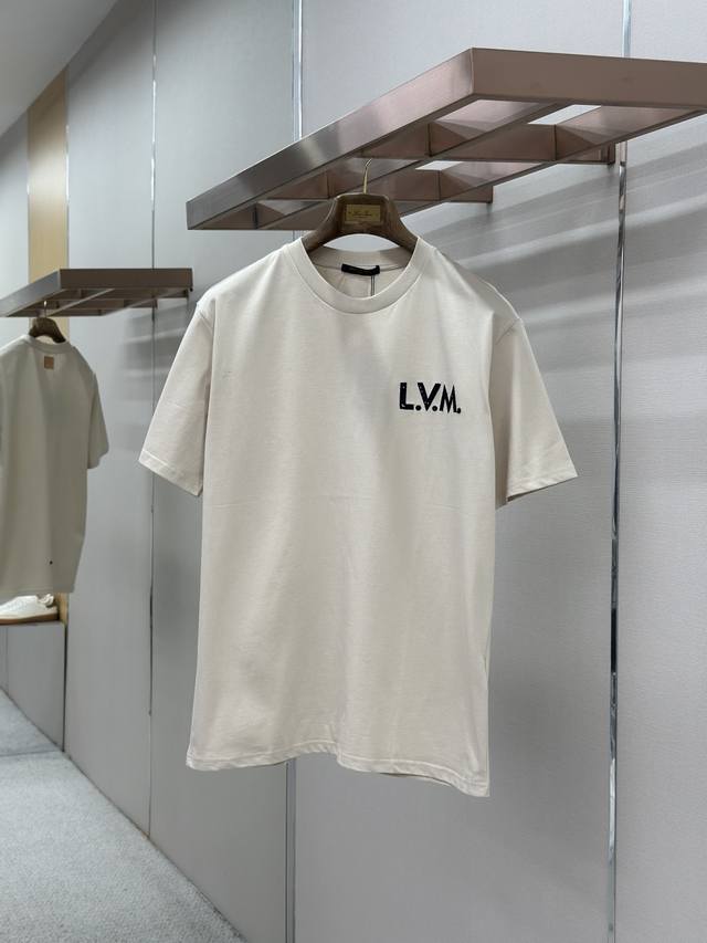 Louis Vuitton LVM Embroidered Crew Neck Short Sleeve T-Shirt. This cotton crew n Louis Vuitton LVM Embroidered Crew Neck Short Sleeve T-Shirt. This cotton crew n