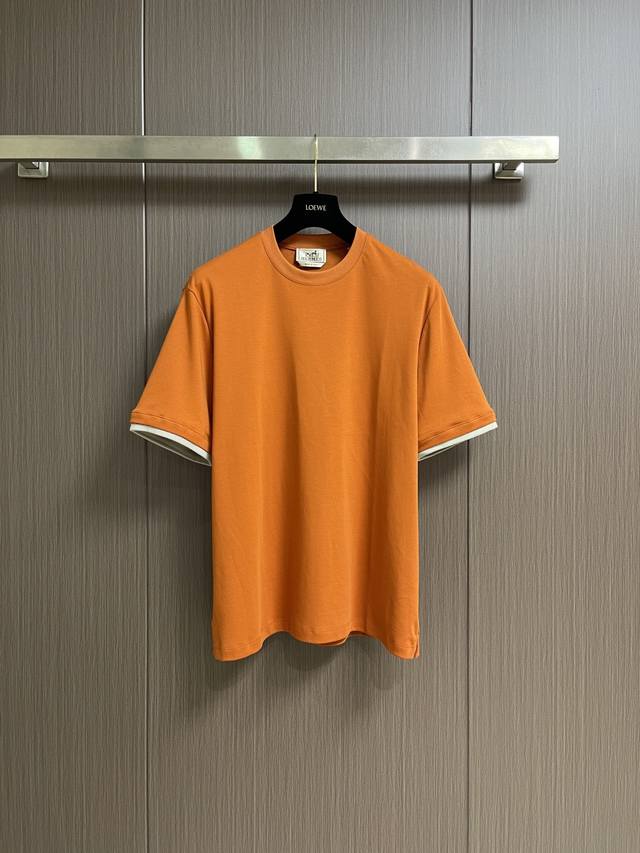 250 Hermes Crew Neck Short Sleeve T-Shirt. A classic, timeless design with doubl