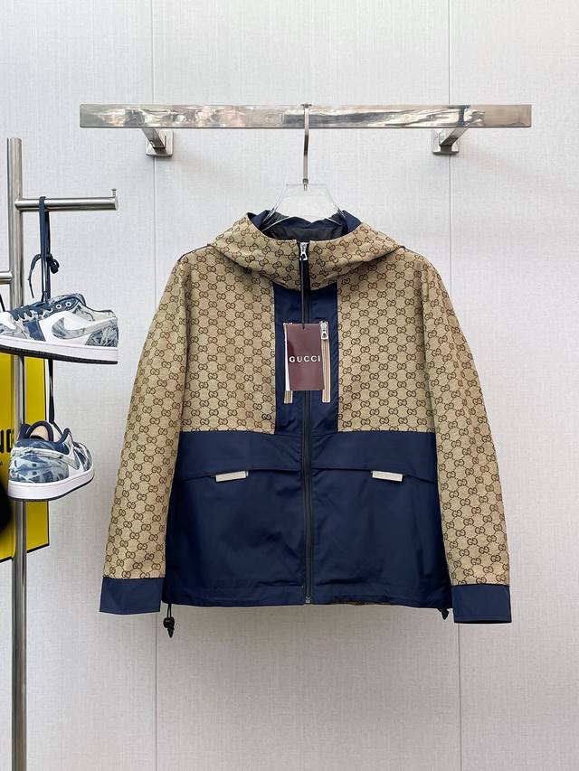 Same style as the Gucci official website, complete with all three tags, early re