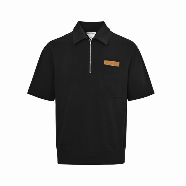 210 Bottega Veneta Bv编织皮牌半拉链polo短袖 原版7550购入，新品Bv麂皮口袋系列，布料采用280G蜂窝双纱全棉面料，底部复合柔软亲肤