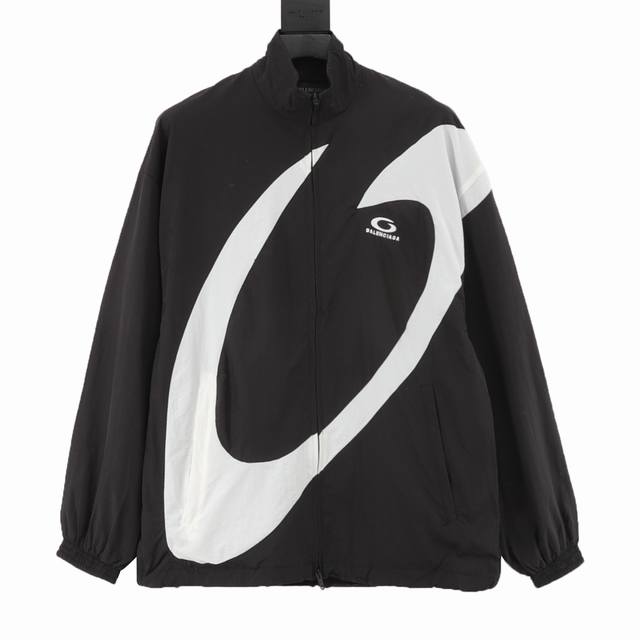 260 顶级版本 Balenciaga 巴黎世家Blcg 25Fw 大半环拼接黑白冲锋衣夹克 正确版本 随意对比 定制消光塔丝隆冲锋衣面料 面料经过防水涂层工艺