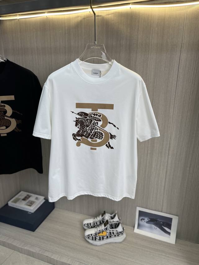 Burberry 2026 Spring/Summer Newest Short-Sleeve T-Shirt is now available!! This