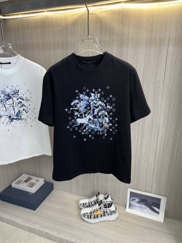 Louis Vuitton 2026 Spring/Summer Newest Short-Sleeve T-Shirt is now available!!