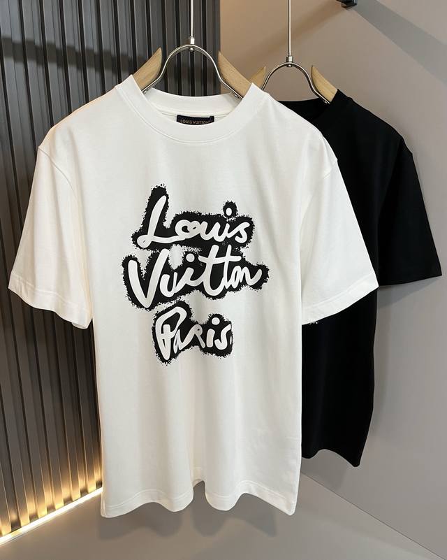 Louisvuitt's new Spring/Summer 2026 collection is now available! This incredibly