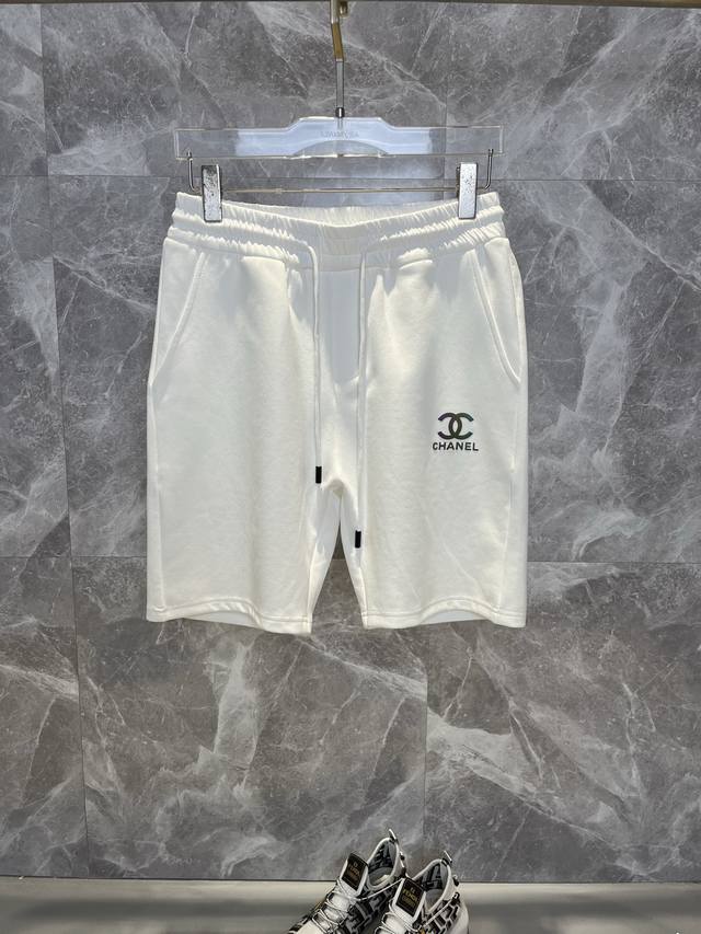 Chanel's new 2026 Spring/Summer casual shorts are here! Made with imported high- Chanel's new 2026 Spring/Summer casual shorts are here! Made with imported high-