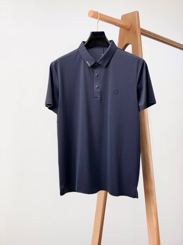 A must-have item for Zegna's high-end business professionals! This casual busine