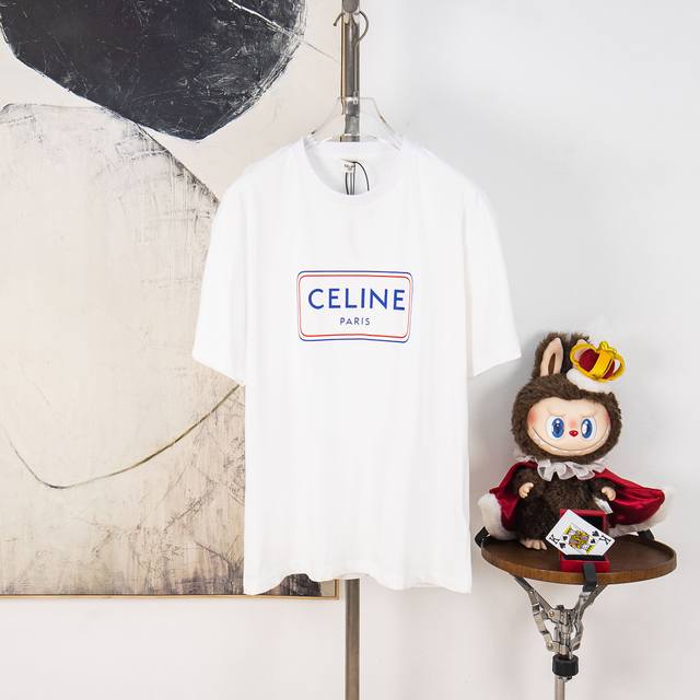 Zp版本［独家供应］ Celine 印花字母标识短袖 面料：采用50支丝光双股。 面料：螺纹搭配同缸索罗娜。 工艺：印花采用人工手印胶浆印花。原版定制1：1菲林