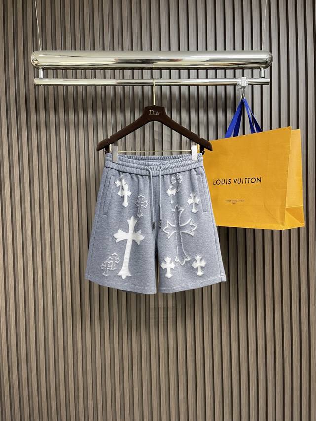 Chrome Hearts 2026 Summer New Men's Casual Shorts, complete with all three Chrom Chrome Hearts 2026 Summer New Men's Casual Shorts, complete with all three Chrom