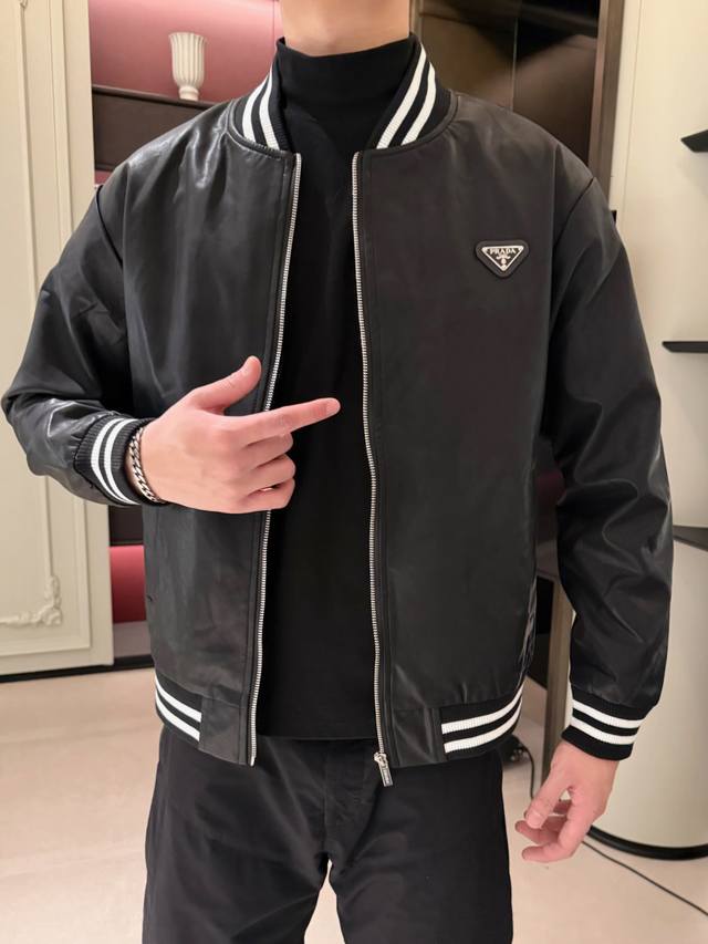Prada 2026 Spring/Autumn New Men's Leather Jacket, original single-piece with co Prada 2026 Spring/Autumn New Men's Leather Jacket, original single-piece with co