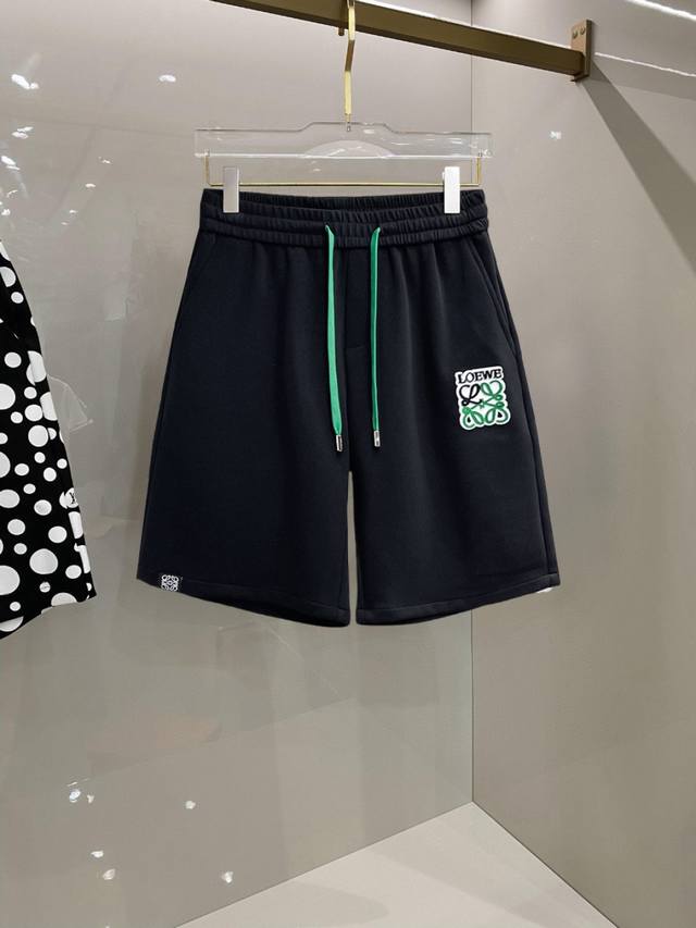 Loewe 2026 Summer New Men's Casual Shorts, complete with all three labels. Made