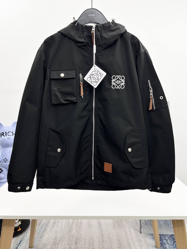 Same style as Loewe's official website, complete with all three tags, early rele