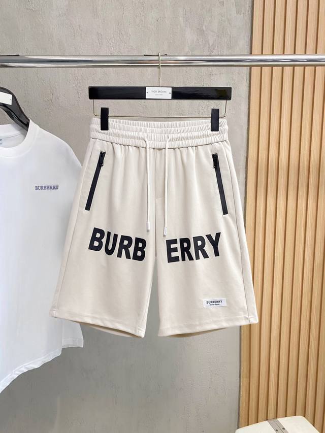 Burberry 2026 Summer New Men's Casual Shorts, complete with all three labels. Ma