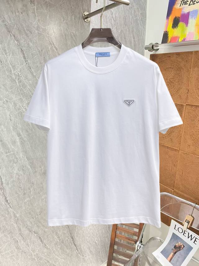 Prada, all three tags intact. Newest 2026 Summer style short-sleeved T-shirt, av