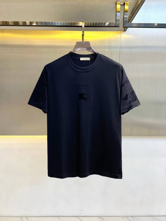Burberry, all three tags intact. Newest 2026 Summer style short-sleeved T-shirt,