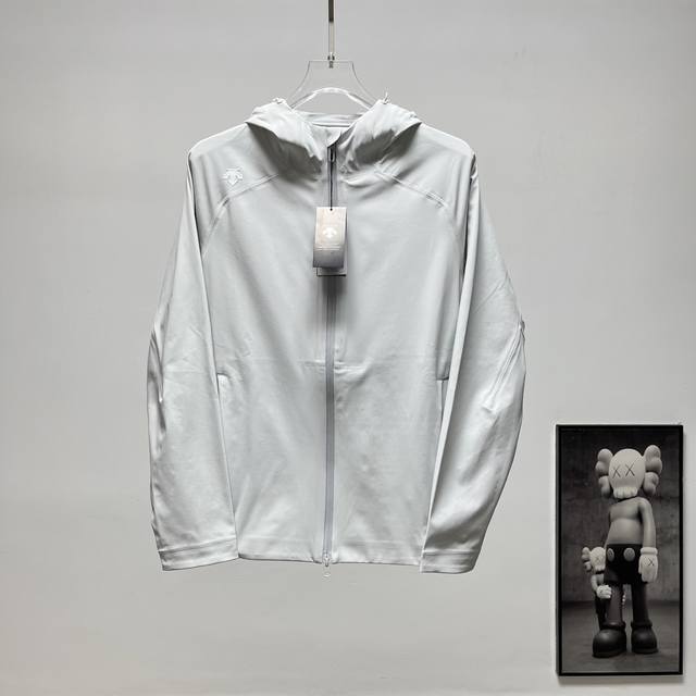 Terminal Supply 340 DescenteحDescente Solid Color Hooded Windbreaker Size: M-4XL