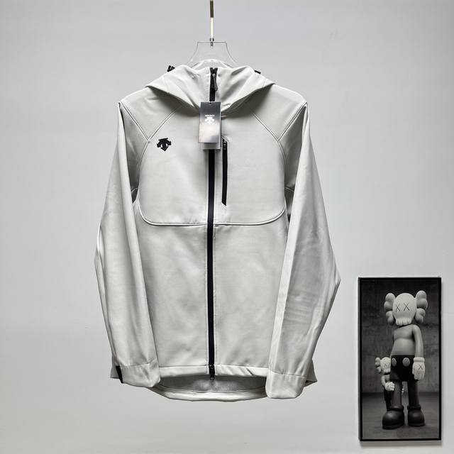 Terminal Supply 270 DescenteحDescente Pocket Zipper Hooded Softshell Jacket Size
