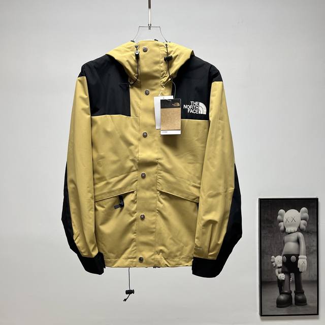 Terminal Supply 260 TnfحThe North Face 1986 Printed Logo Hooded Windbreaker Size
