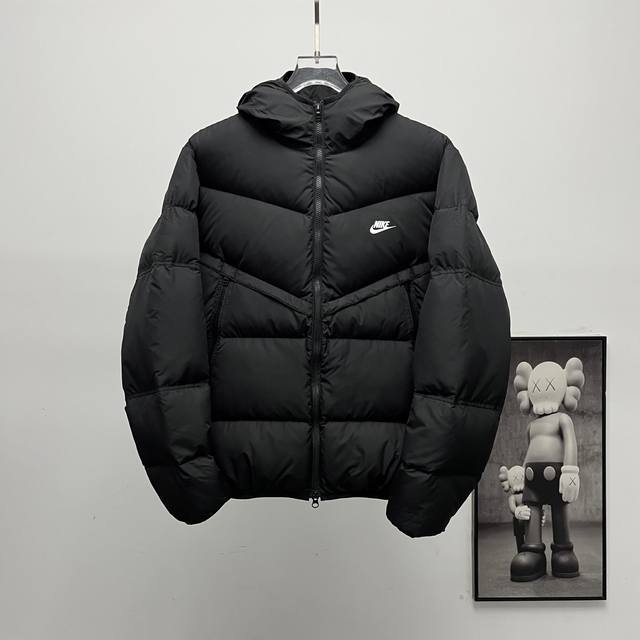 终端供应430 Nike丨耐克风行者小标连帽羽绒服 Size：S-Xxl