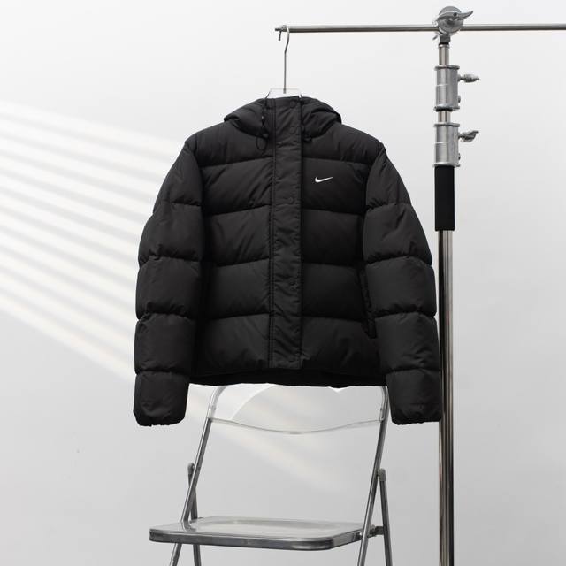 工厂pp直供350 Nike丨耐克小标五格连帽羽绒服 配色：黑色 尺码：S-L