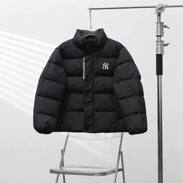 工厂pp直供330 Mlb丨洋基队门襟排扣布贴标立领羽绒服 配色：黑色 尺码：Xs-Xxl
