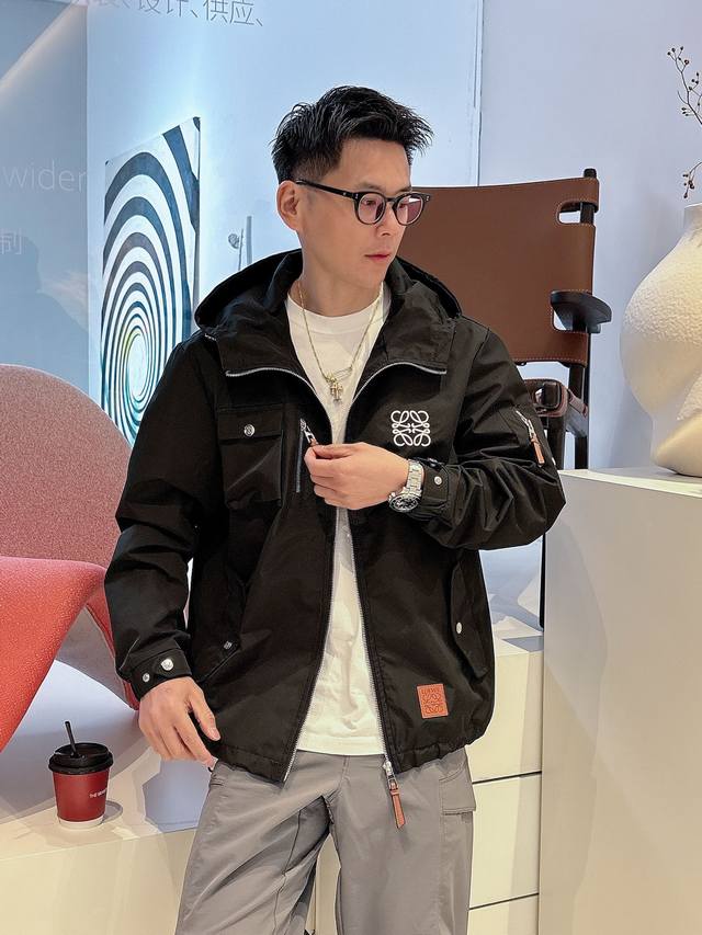罗意威 官网同款，三标齐全，提前发售 2026春季新款男士夹克外套，原单三标齐全高端版本 专柜定制面料 透气舒适度高，细节无可挑剔，品牌元素设计理念，体现高品质