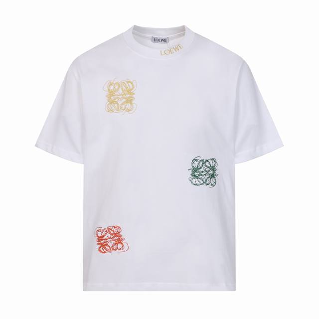 实拍图 高定品质 编码：9025# 颜色：黑色 白色 尺码：S 一 Xxl 罗意威 Loewe 螺纹刺绣字母布身刺绣 Logo 短袖 320克纯棉面料 品牌经典