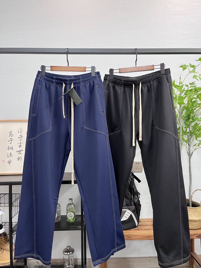 110 Balenciaga巴黎世家专柜新款复古垂感阔腿裤直筒裤，版型超正的神裤，搭配经典的明线设计，使裤子整体简约而不失特点面料舒适亲肤，既提升运动感自由度，