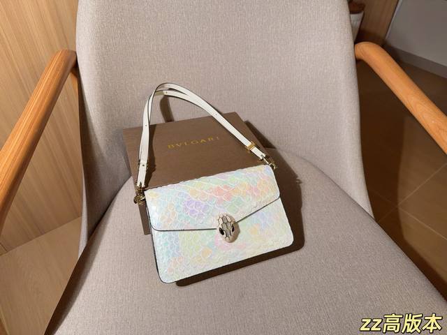 350 宝格丽Bvlgari Serpenti Viper手袋 手提Or斜挎都Ok，日常出街、正式场合都能轻松驾驭！ 尺寸22×13×5 礼盒包装Zz