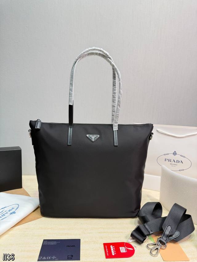 Gift Box Packaging Pre-owned Prada Tote Bag - Timeless Elegance Who understands! Gift Box Packaging Pre-owned Prada Tote Bag - Timeless Elegance Who understands!