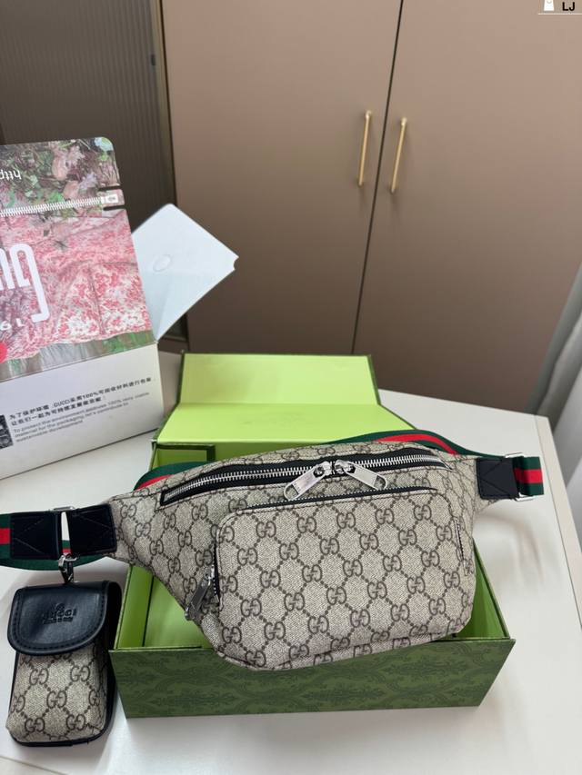 Comes with a small bag Lj size 33