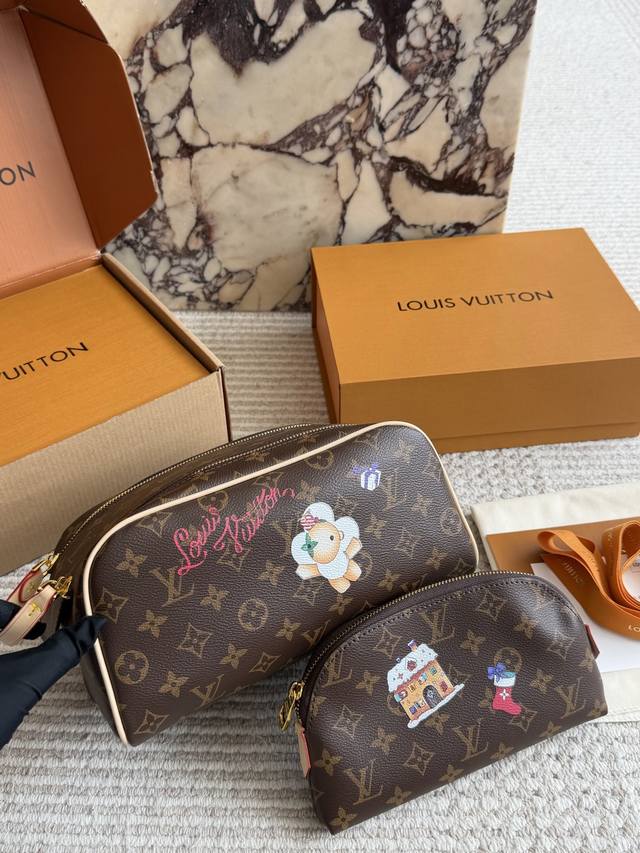 High-version 210 L's fashionable cosmetic bag is back in stock! A timeless must-