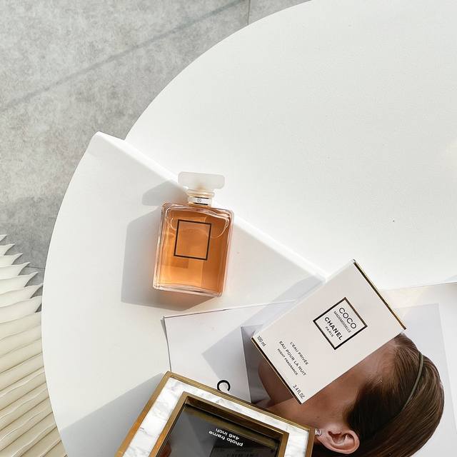 110 Original Quality Chanel Coco Mademoiselle Eau de Parfum 100ml. This is a mod 110 Original Quality Chanel Coco Mademoiselle Eau de Parfum 100ml. This is a mod