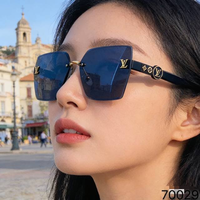 180 Louis Vuitto* Luxury Sunglasses for Women, UV Protection, Large Frame, Versa