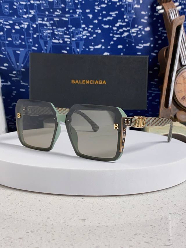 Balenciaga巴黎世家 2026新款B家欧美复古大框太阳镜女网红街拍方形墨镜Ins跨境太阳眼镜