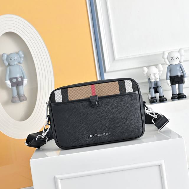 250. Burberry Leather Messenger Bag, Shoulder/Crossbody Bag, Classic and Versati