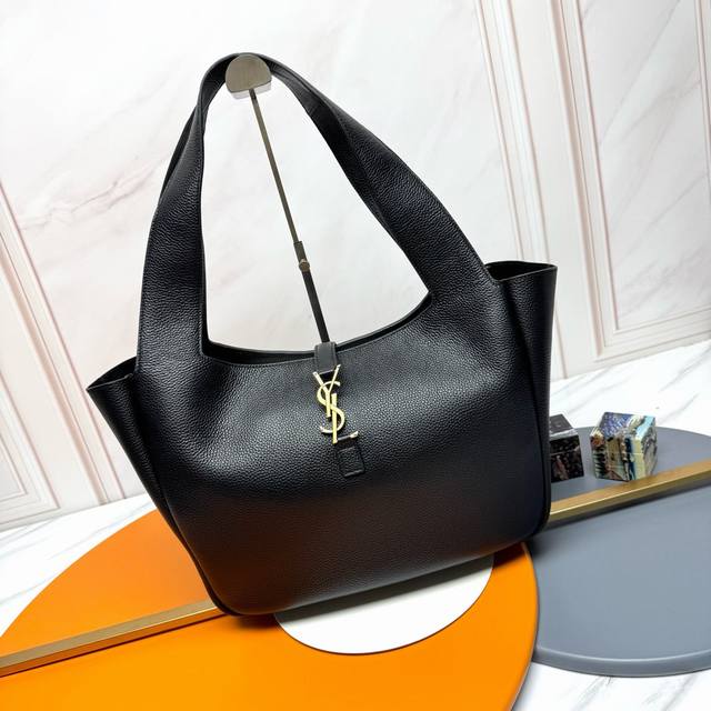 Top-quality original Saint Laurent Bea handbag, black with antique gold trim, 11 Top-quality original Saint Laurent Bea handbag, black with antique gold trim, 11