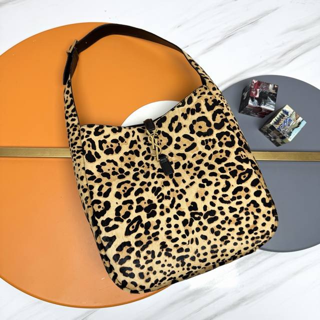 Top-quality original YSL Saint Laurent large 880 women's Le 5 A 7 handbag leopar Top-quality original YSL Saint Laurent large 880 women's Le 5 A 7 handbag leopar