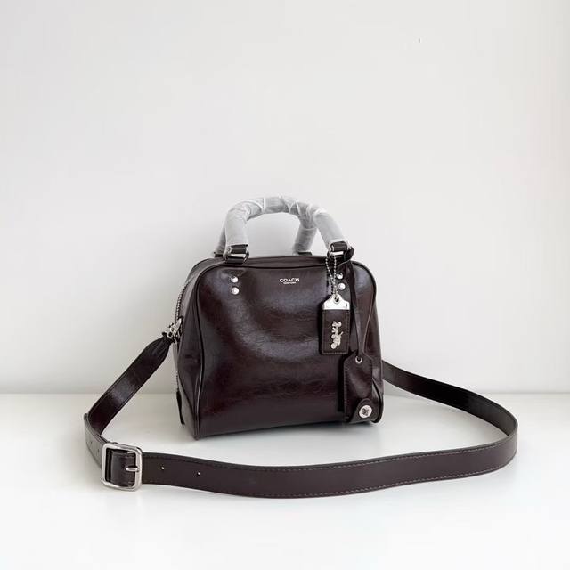 2025最新品 Coach 蔻驰女士Cube Rogue 20号手袋单肩包斜挎包高级感 Cbh04尺寸：20*17.5*17.5