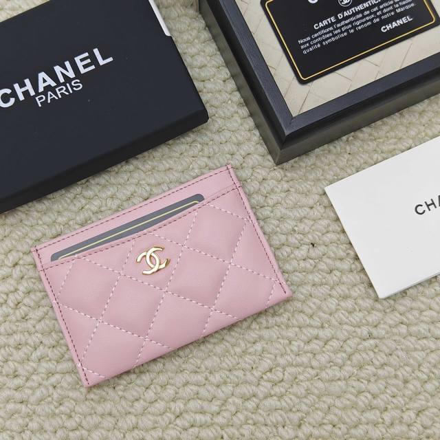 80 Chanel Classic Card Holder (Boutique Style) Style No.: A. Made of cowhide cav 80 Chanel Classic Card Holder (Boutique Style) Style No.: A. Made of cowhide cav
