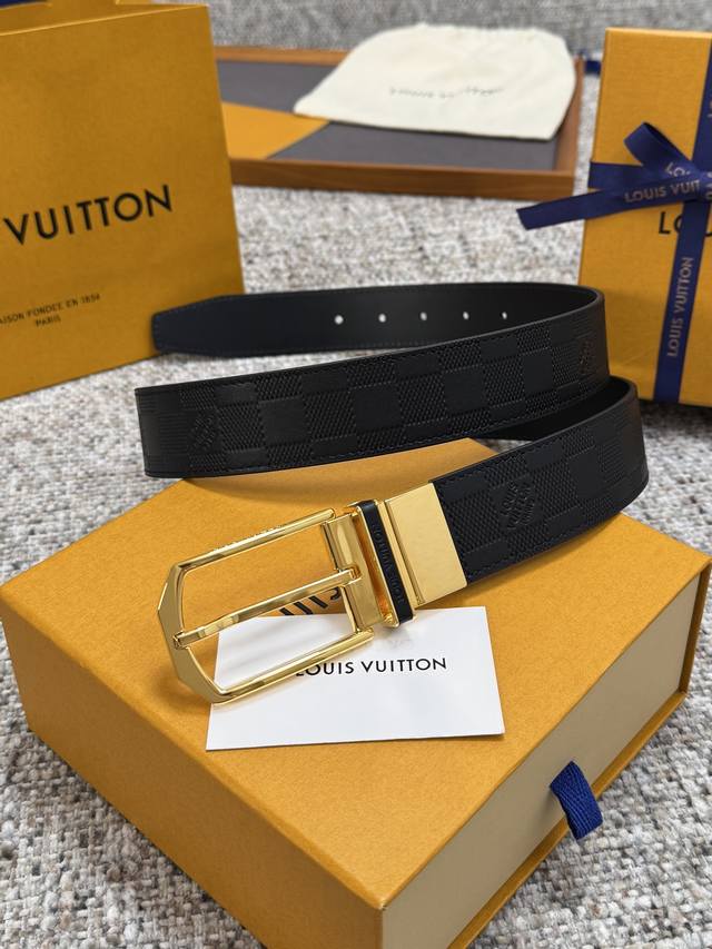 Louis Vuitton Lv腰带 格纹双面可用系列 原厂五金 精致手工绘边 柔软舒适 宽3.5