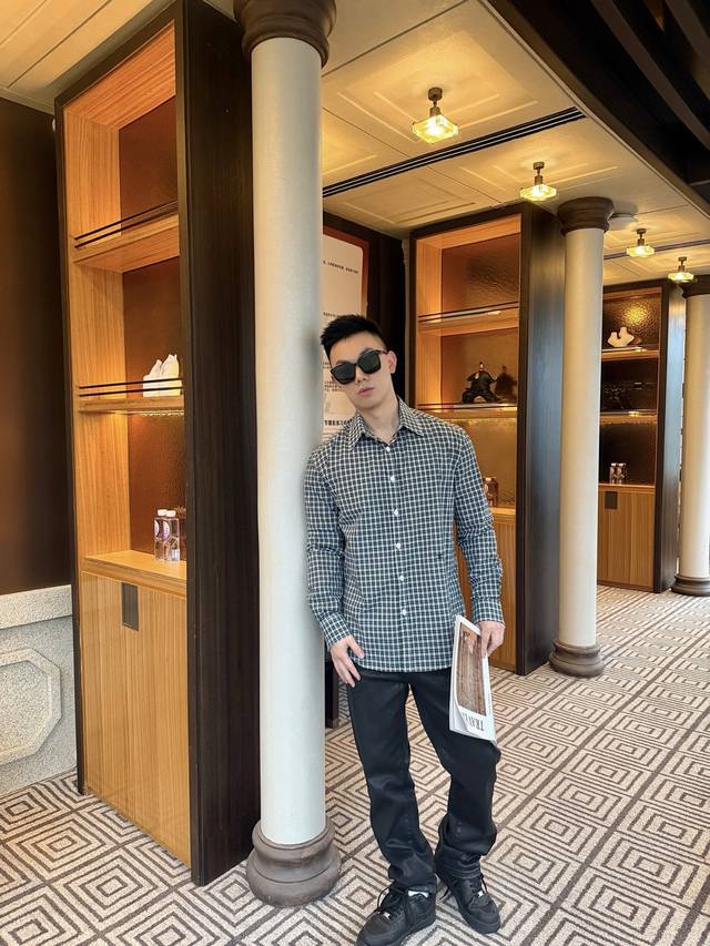 Celine 赛琳 26Ss格子棉府绸刺绣Logo长袖衬衫 正品8200购入，100%高支数精梳棉格子衬衫布，进口刺绣，定位裁床，定制1：1贝壳扣，定制1：1商