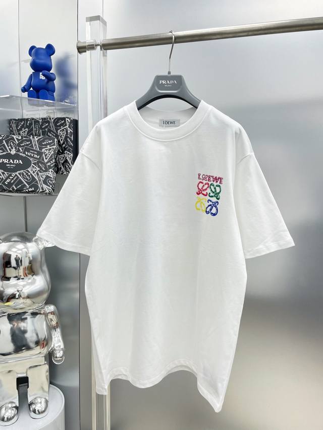 Loe 罗意威 高克重 2026夏季新款手绘涂鸦彩色迷宫字母印花Logo最新品短袖 Dd 专柜同步有售，原单狠货，时尚进口原版科技面料，上身舒适透气，原版定制五