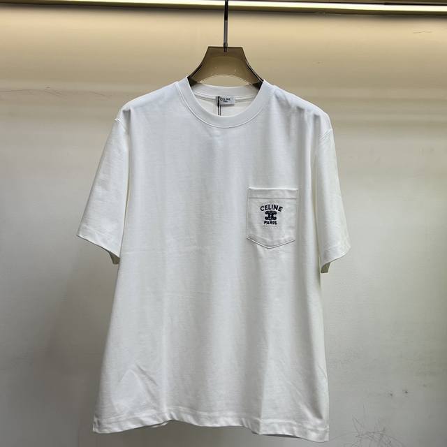 Celine 思琳 2026新款T恤 面料非常舒服，柔软舒适透气 高品质高版本 颜色:白 黑 尺码S-Xl