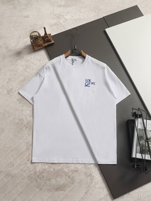 Loewe 罗意威 260克圆领短袖T恤 拼色刺绣走线字母大Logo工艺标识 官方同步 高版本 高品质 时尚个性 百搭潮流 纯原品质 原版面料 吊牌 领标 水洗