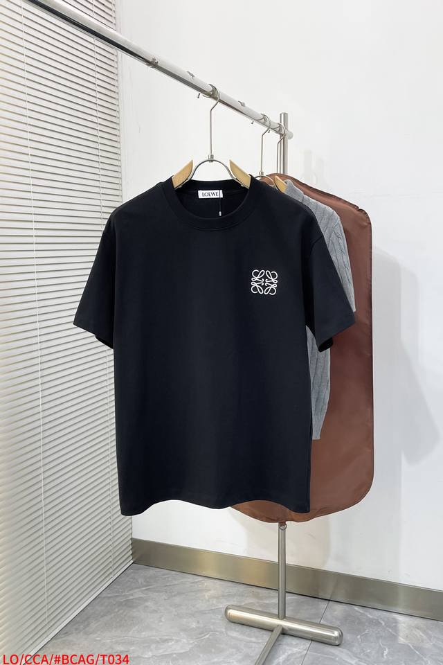 T034 Loewe 罗意威 重工艺字母刺绣 Logo标识精致升级， 原版面料 短袖T恤 定制300克同缸染面料 手感非常舒服 时尚又个性 超级百搭好看 男女都