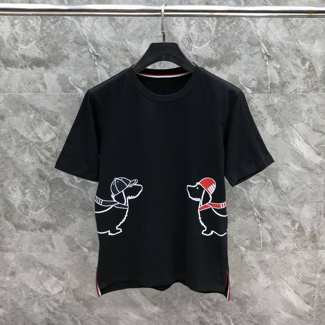 双侧圣诞小狗开衩纯棉短袖 编号Tt 码数：0-5 颜色：白、灰、藏青、黑、粉