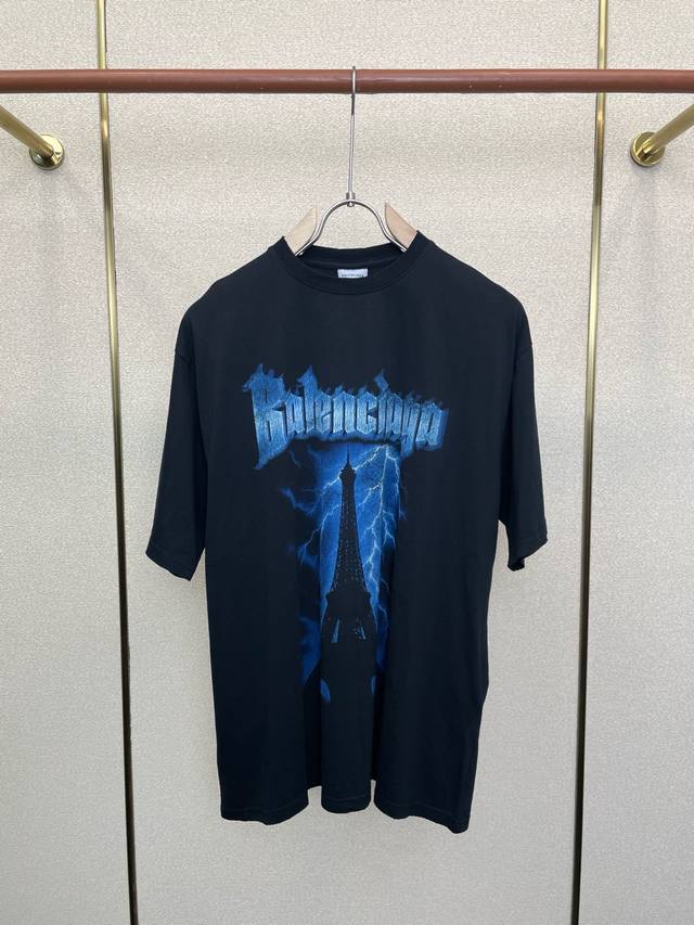 Balenciaga巴黎世家独家专供新款原单男士休闲短袖 高端定制 高端版本 时尚百搭爆款进口面料 手感超柔软细腻 穿着亲肤舒适 高端精品 代工厂pp精细做工