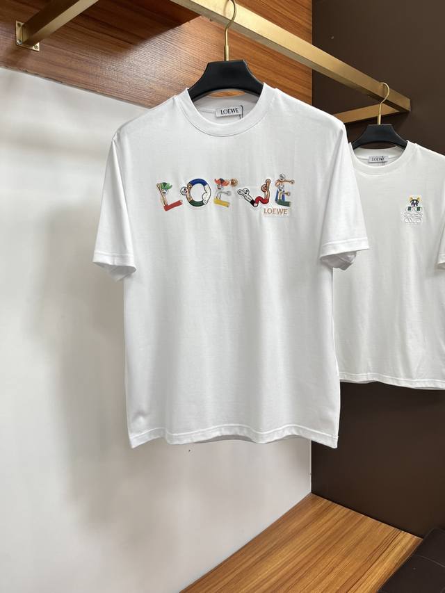罗意威 独家专供夏季新款时尚休闲圆领短袖，高密度纯棉面料，高级密针刺绣、高端欧版原单T恤，潮流时尚休闲半袖 透气舒适度高，细节无可挑剔，品牌元素设计理念，体现高