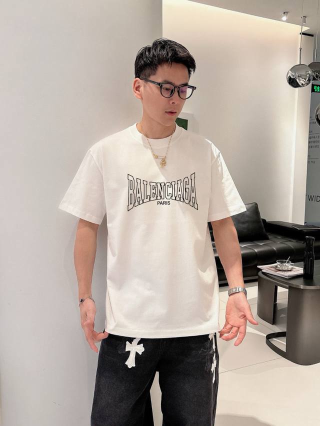 Balenciaga 巴黎世家 2026年春夏新品上新 三标齐全 纯棉圆领短袖T恤 好货不用过多介绍 看细节 专柜码数 M-Xxxl 175 140建议L